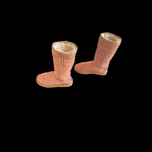 Ugg Classic Fit Tall Boot Size 7 Color Chestnut - Picture 3 of 11